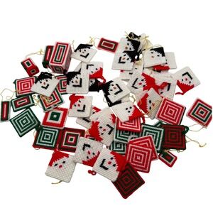 VTG  Handmade Christmas Ornaments Knit Plastic Canvas Santa‎ Snowman 50 pc Lot